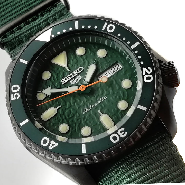 Orologio Seiko 5 Sport Nato Automatico Quadrante Verde SRPD77K1 Uomo Donna 42.5mm Nuovo