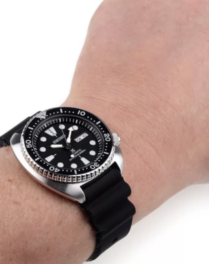Orologio Seiko Prospex Turtle Diver Automatico 200m Quadrante Nero SRPE93K1