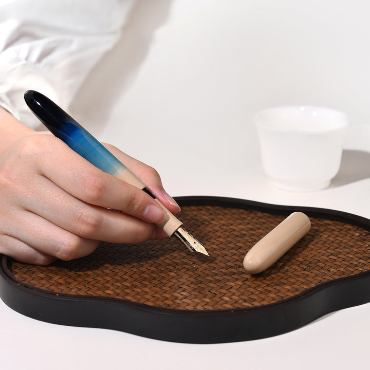 Qianyu Penna Stilografica The Waves Akebo no-nuri Gentlemanly