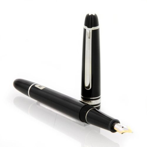 Montblanc Meisterstuck Platinum Classique Black Resin Fountain pen F 106521 Wondersmall